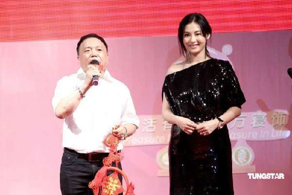 张柏芝喜气洋洋代言 传闻婆媳失和直喊冤