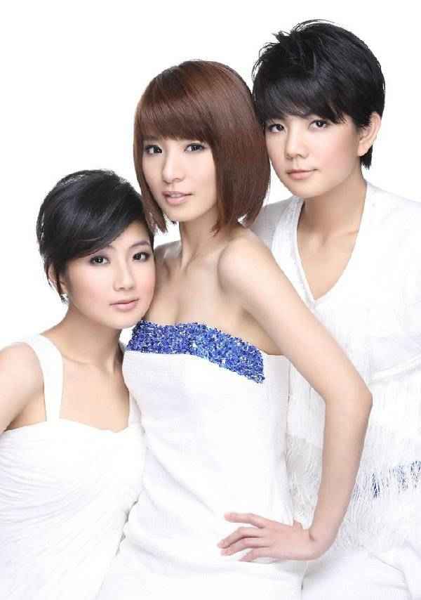 she最新纯白清新写真 性感帅气 3