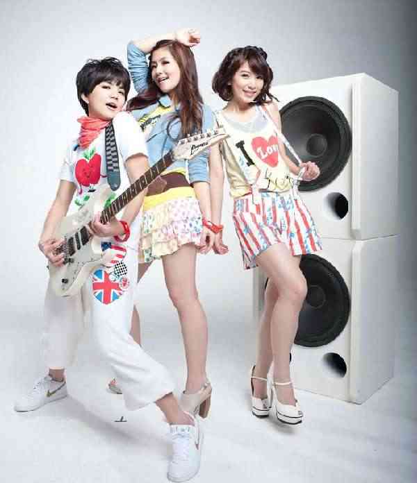 SHE���´�������д�� �Ը�˧��