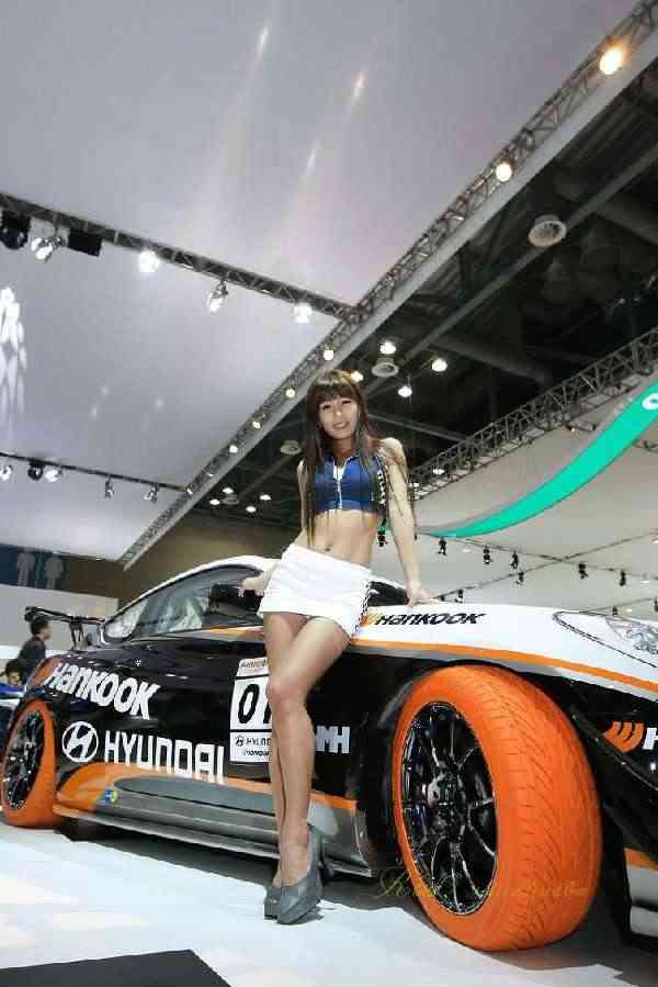 �����Ը���Ů��ģ