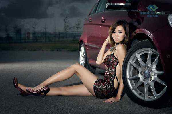 ����B200��Ũ�޶���Ů�ӵĳ���֮ҹ