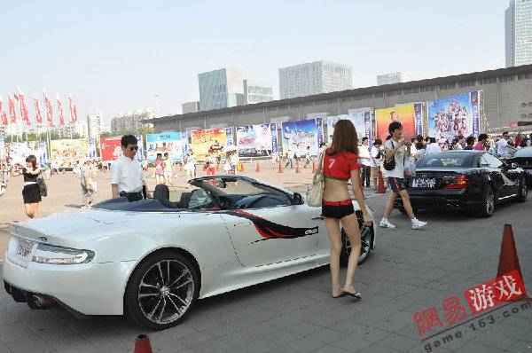 л�Σ�CJ���ֱ�����չ�ھ� ��������ú��SG