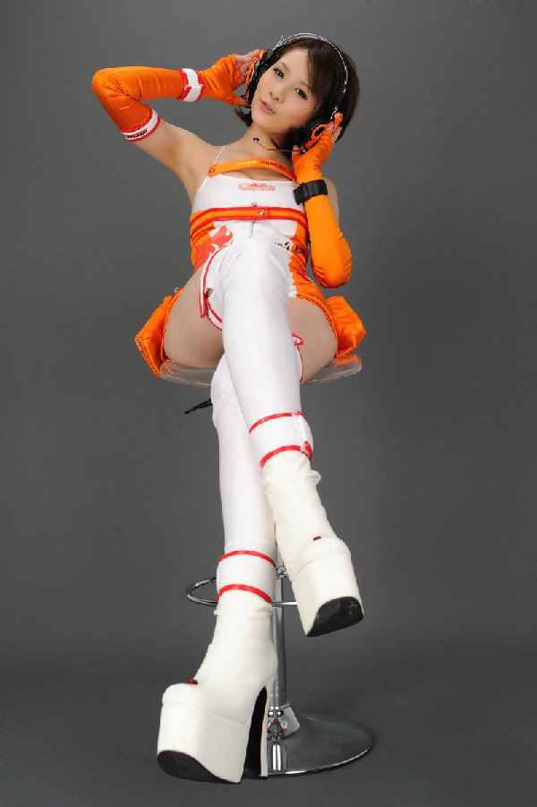 �Ը�F1��ģ��������д�� [20P]