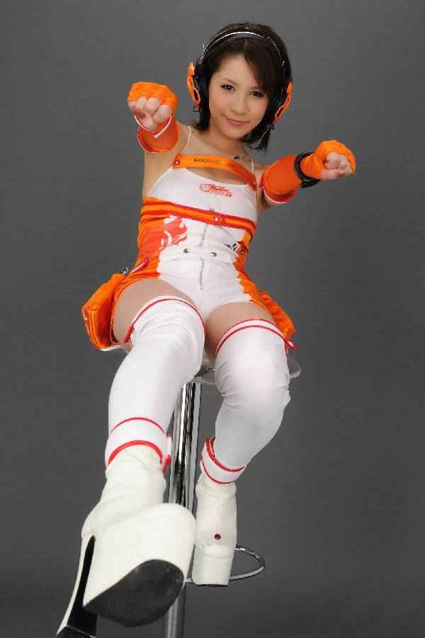 �Ը�F1��ģ��������д�� [20P]