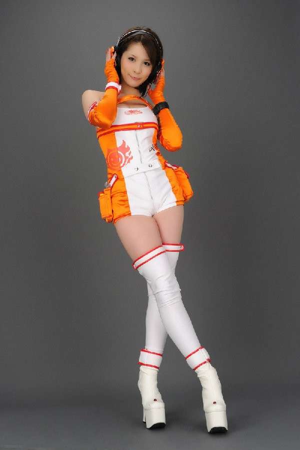 �Ը�F1��ģ��������д�� [20P]