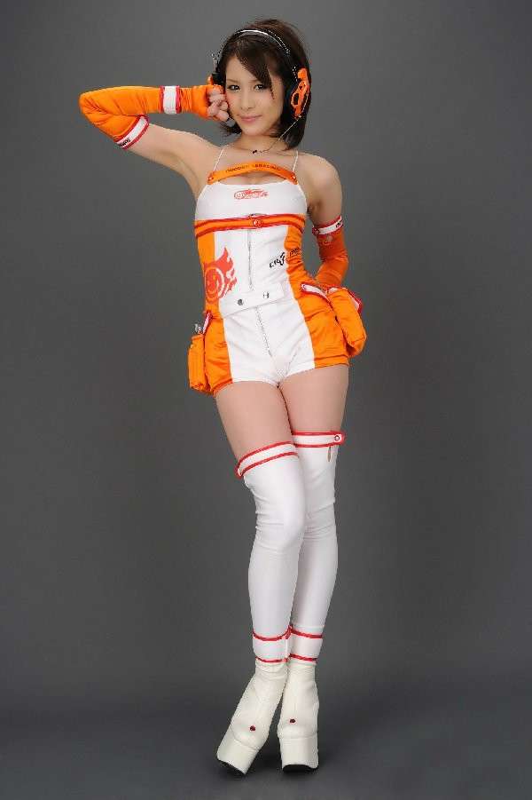 �Ը�F1��ģ��������д�� [20P]