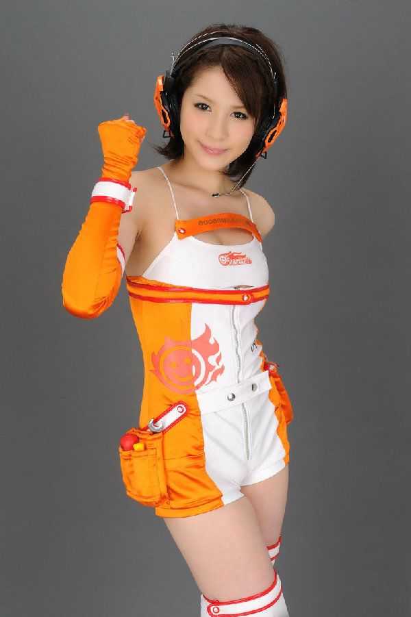 �Ը�F1��ģ��������д�� [20P]