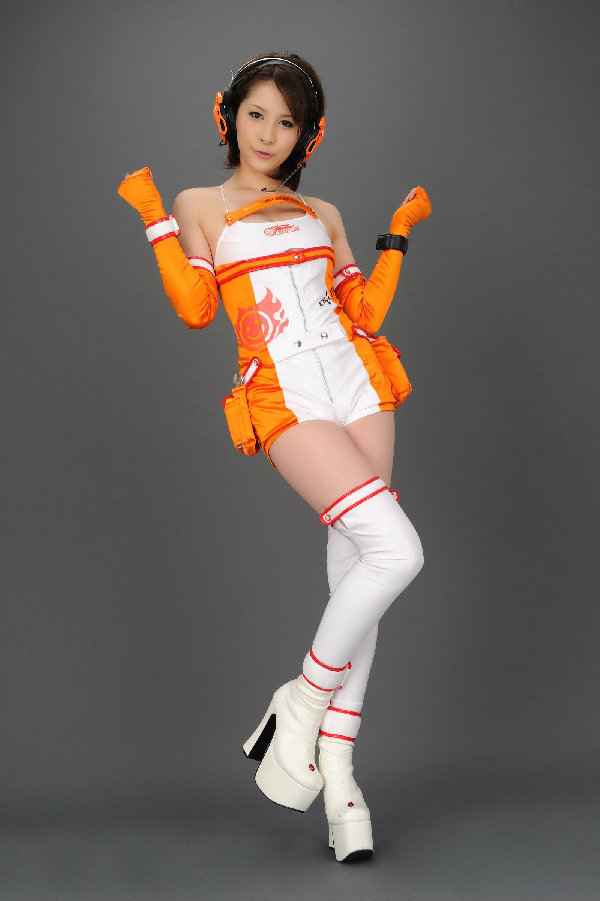 �Ը�F1��ģ��������д�� [20P]