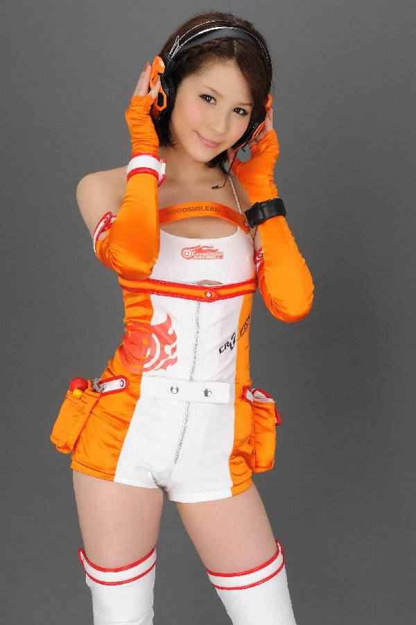 �Ը�F1��ģ��������д�� [20P]