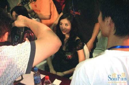 ��������������ί