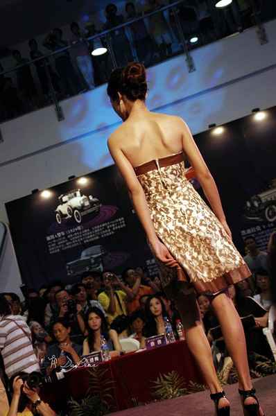 ��������������ί