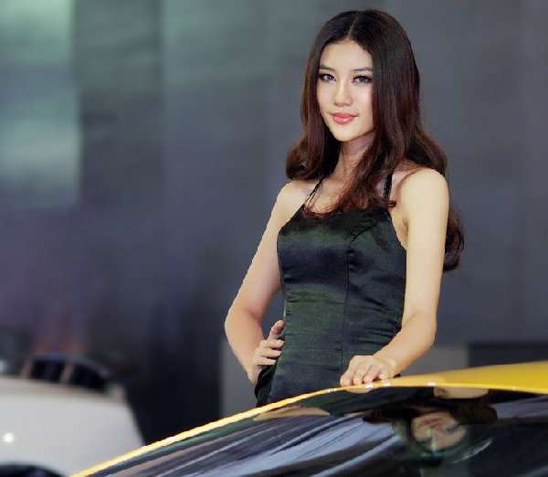 ��ݸ���ʳ�չ����ģ��  [15P]