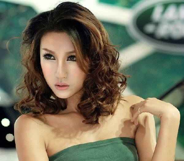 ��ݸ���ʳ�չ����ģ��  [15P]