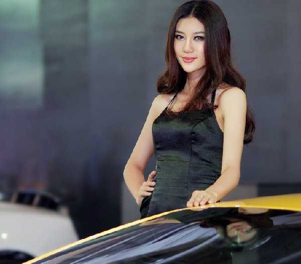 ��ݸ���ʳ�չ����ģ��  [15P]