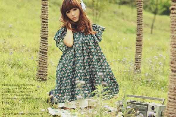 ��ϵƽ����Ůģ��ȹ��ƮƮ