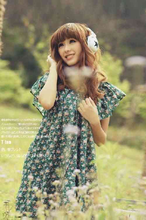 ��ϵƽ����Ůģ��ȹ��ƮƮ