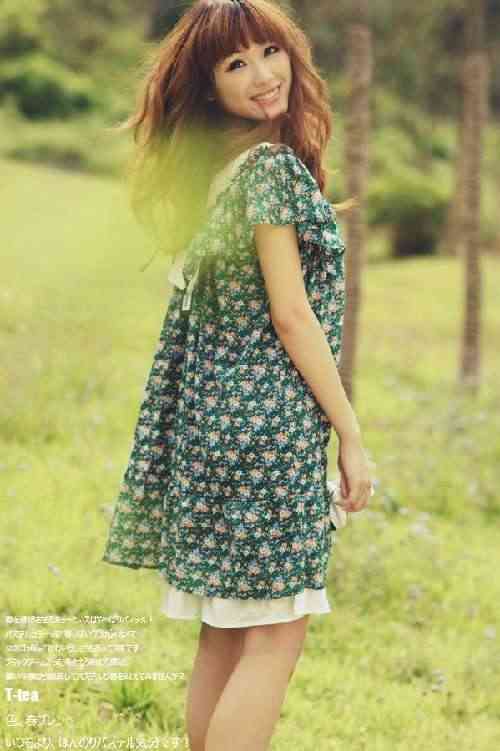 ��ϵƽ����Ůģ��ȹ��ƮƮ