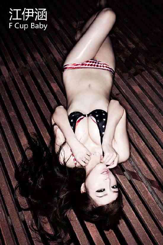 ���n��Ѫ�� ��Ůģ�ةv�������w