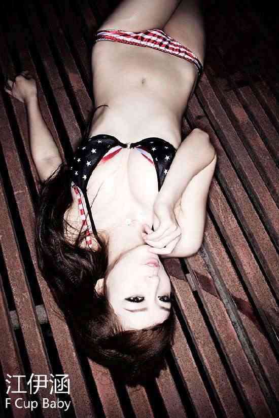 ���n��Ѫ�� ��Ůģ�ةv�������w