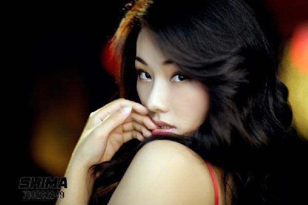 熟女的烦恼 妮彩
