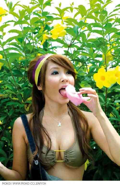 ���վ�ɫ��Ůģ��-Makiyo