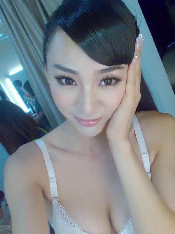 ɽ����Ůģ�ض�~����������~¶������