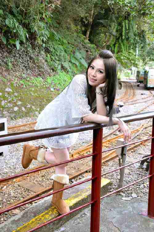 С�����˵Ŀɰ�Ů��Ҳ�����籭