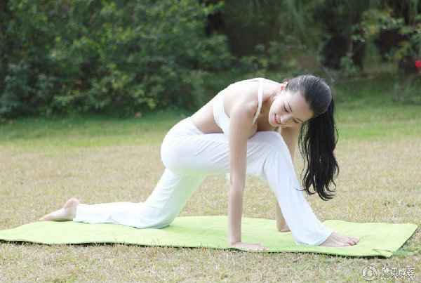 ������Ůĸ�����ŵ��٤����ͼ