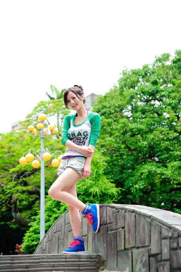 高清美女图片模特果子