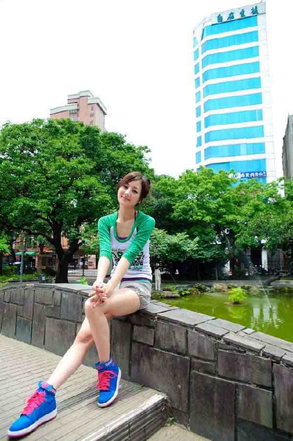 高清美女图片模特果子