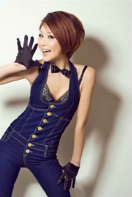 ���ģ�ط뾩��-ţ��ϵ�и���д��