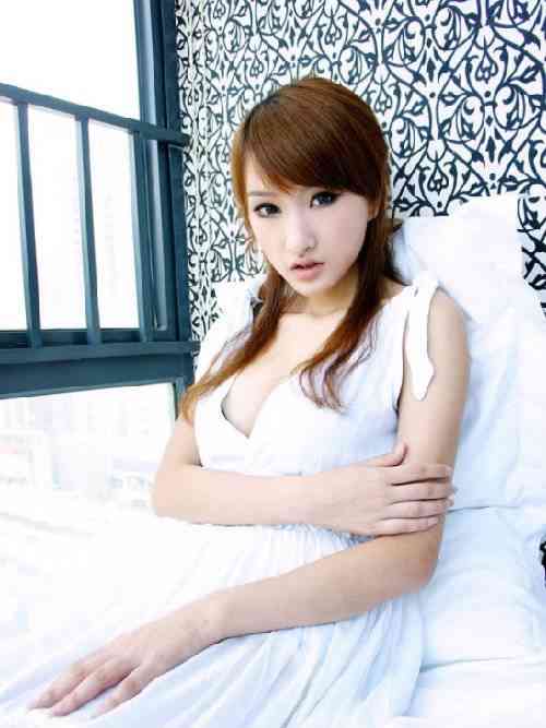 广州美女靓模vivian陈枷朵比基尼写真