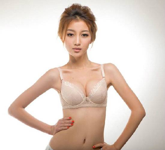 ��ɫ��ģ���¹���װ����  [15P]