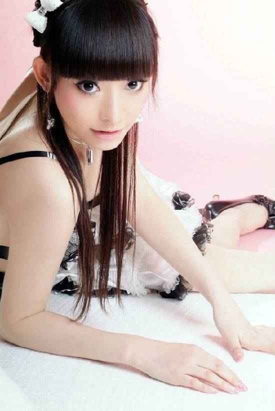 �������ʵ��Ը�Ů��