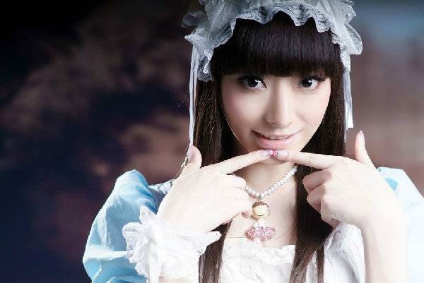 �������ʵ��Ը�Ů��