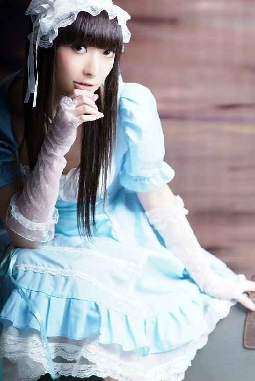 �������ʵ��Ը�Ů��