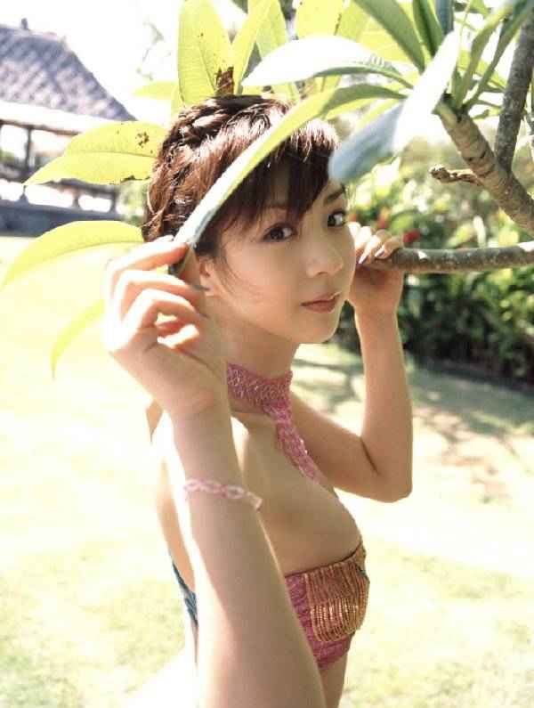 ���۸��Ը���Ů