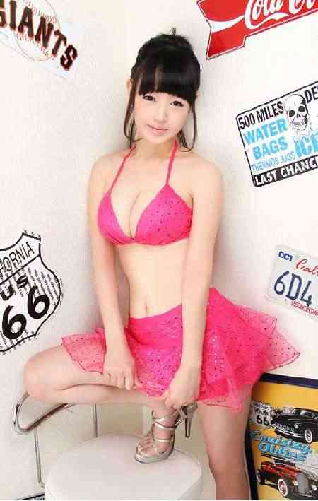 ͬ�վ���ĺ�����Ů