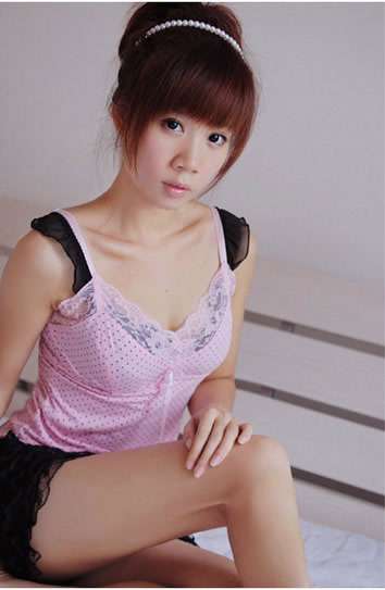 �Ը�Ů���ڷ۽���ջ�