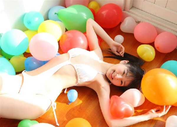 ��־�������С��Ů�����Ը�����