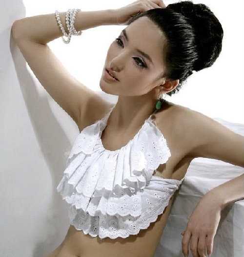 ��ɫ��Ůʱ�и���д��