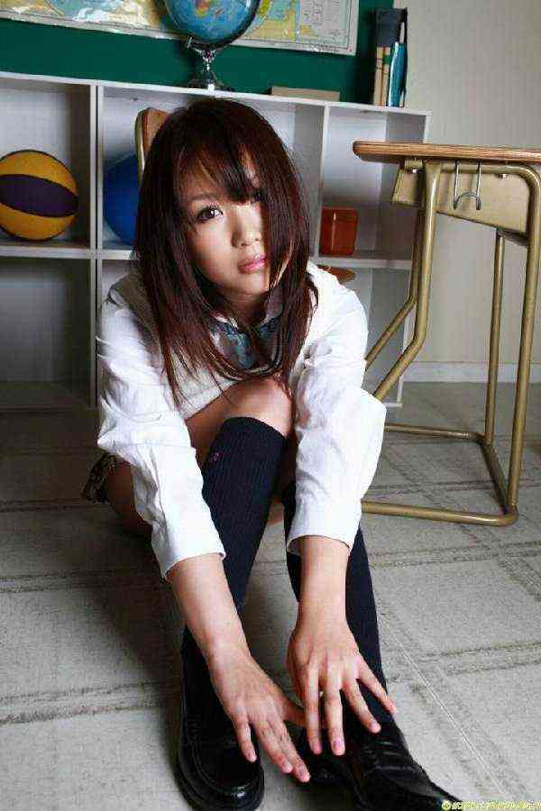 �Ը�ʱ�У��ձ�������������