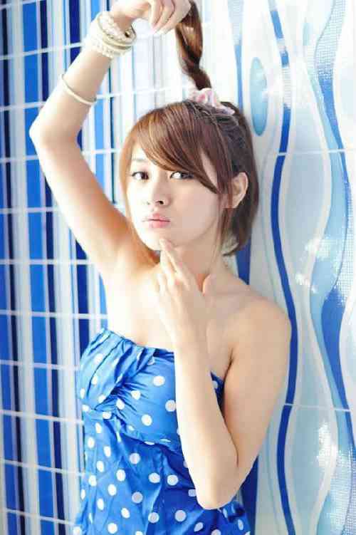 ������Ů������ԡ