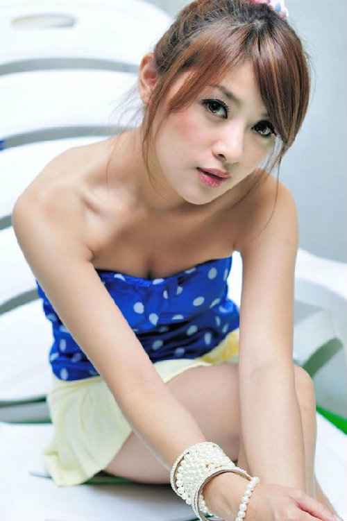 ������Ů������ԡ