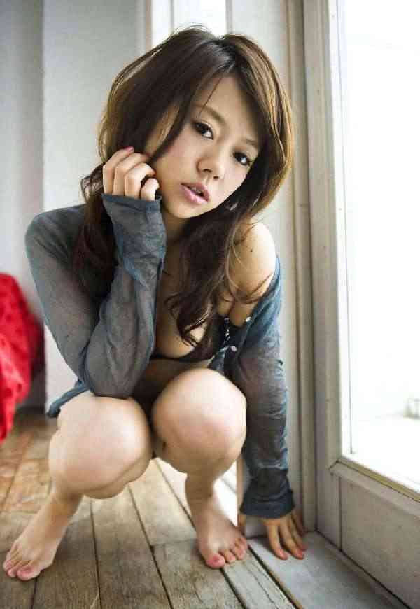 �������ձ���Ů���ٳ�������д��