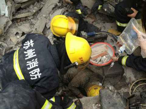 ְʳñը11 ըϵȼй©