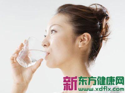 什么是水中毒现象 20130731043504461.jpg