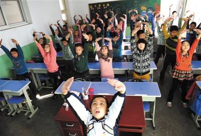 1211գѧڽʾ“”١ȫ֣ʯׯ·СѧΪ˷һ“”١ͼ/CFP